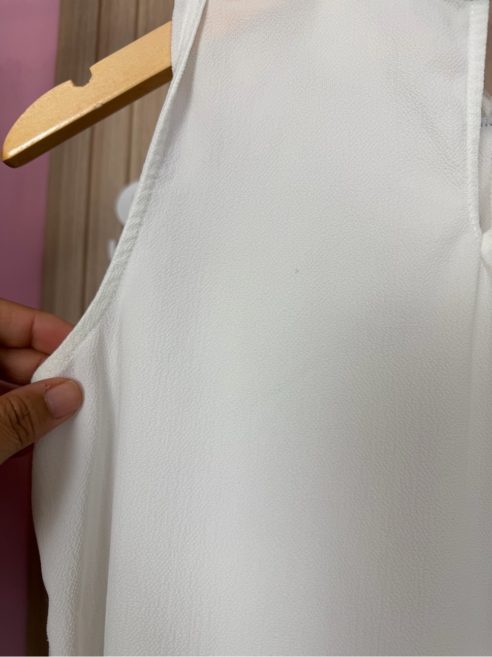 Monteau Cream Wide-Leg Pants with White Sleeveless Blouse - Picture 6 of 7